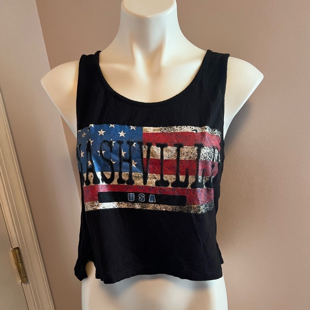 Lovely souls Nashville Cutout back cropped shirt